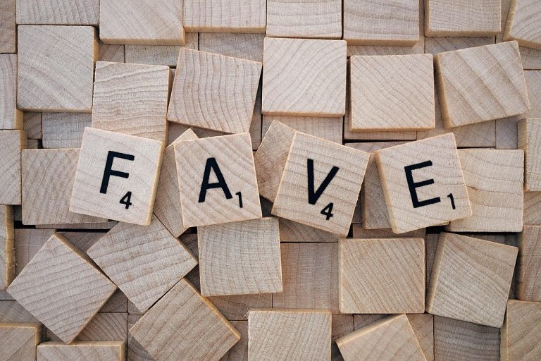 Like, fave, social media — 10 Proven Strategies to Increase Your Instagram Followers