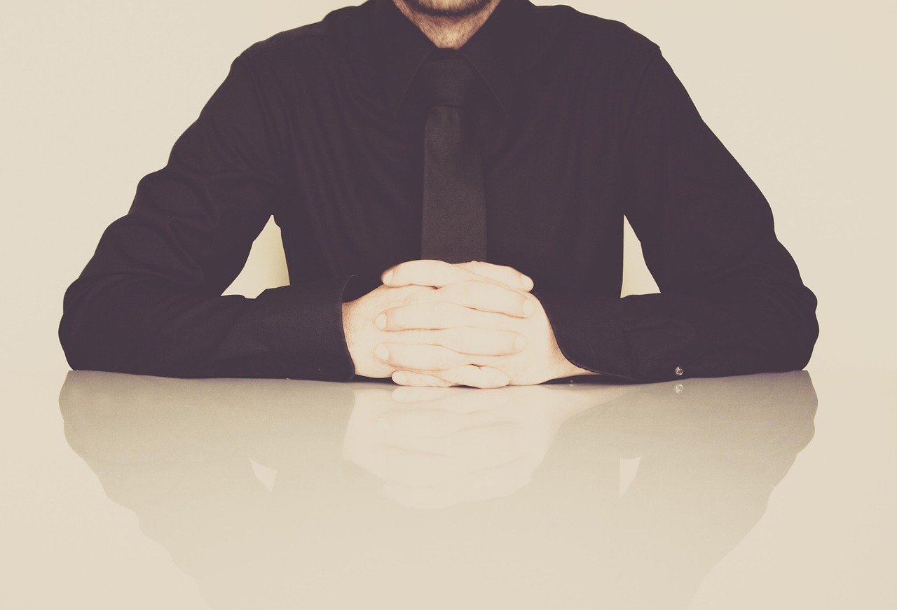 Businessman, office, necktie — Unveiling Your Inner Strength: Empowerment Through Private Notes
