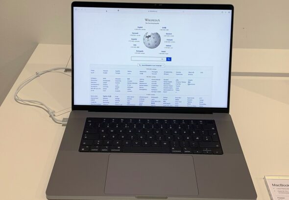 touchscreen MacBook Pro